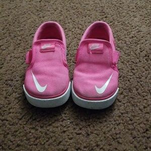 Girl shoes